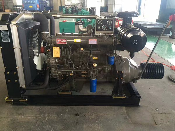 6110柴油机带离合器.jpg