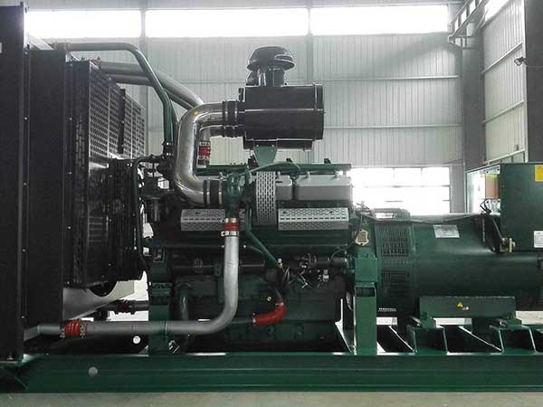 凯普700KW发电机组.jpg
